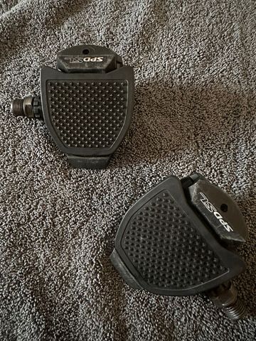 Used Shimano PD-RS500 SPD-SL Pedals Set bike — image 2 of 4