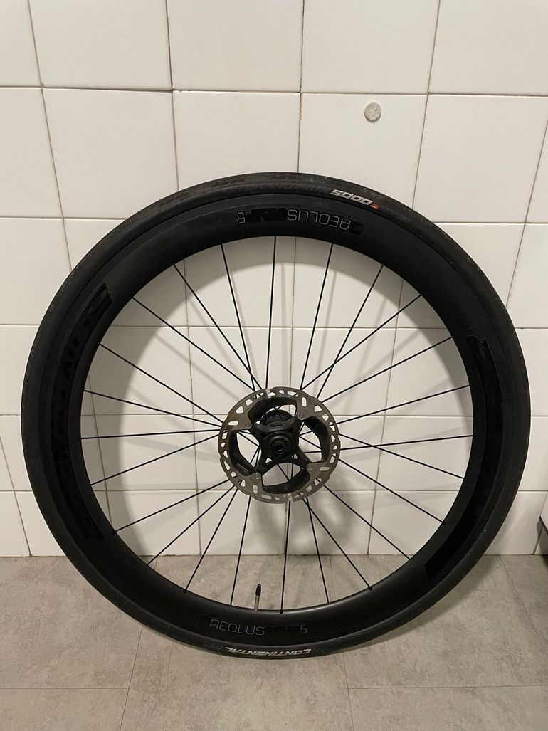 Used Bontrager Aeolus Comp 5 bike — image 3 of 5