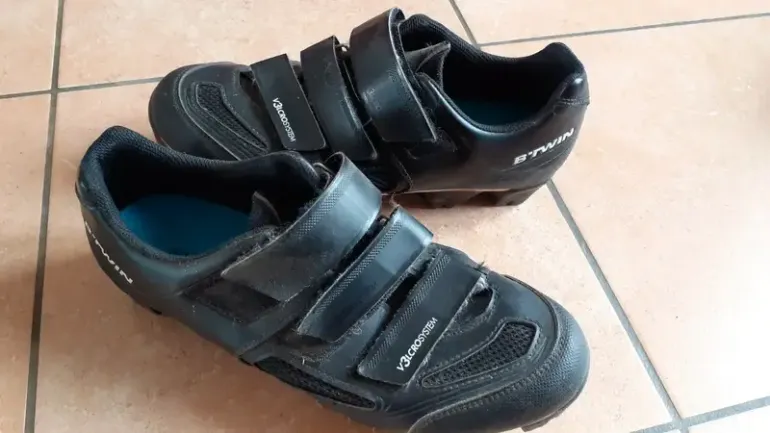 Used BTWIN Chaussures auto bloquantes VTT bike — image 1 of 2