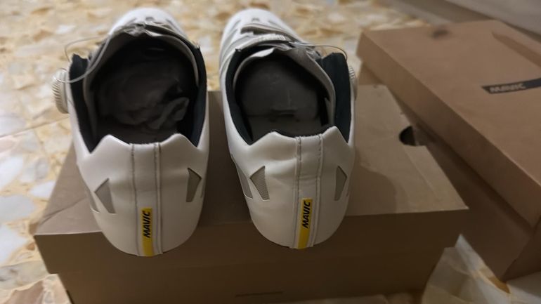 Used Mavic Cosmic elite bike — image 3 of 5