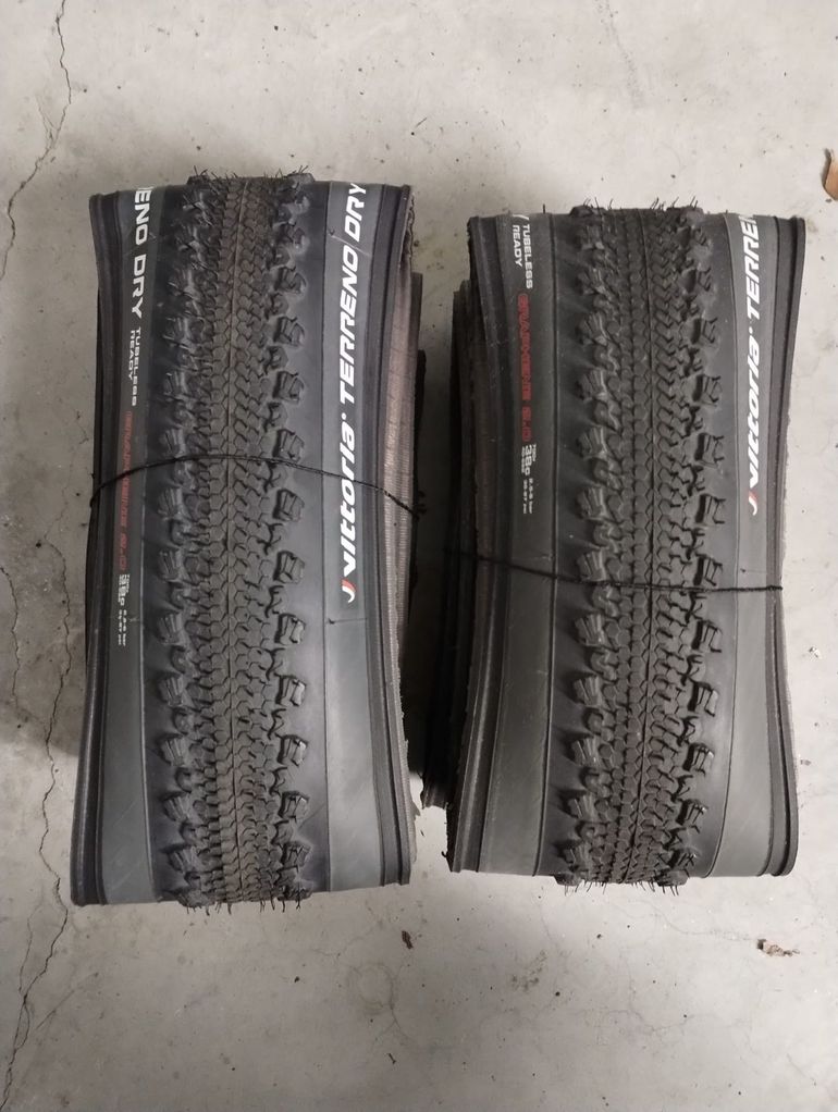 Used Vittoria Terreno Dry 2025 bike — image 3 of 3