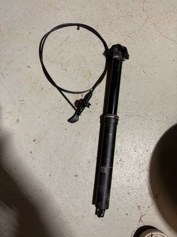 Used Kind Shock LEV Integra Dropper Post 2023 bike — image 1 of 2
