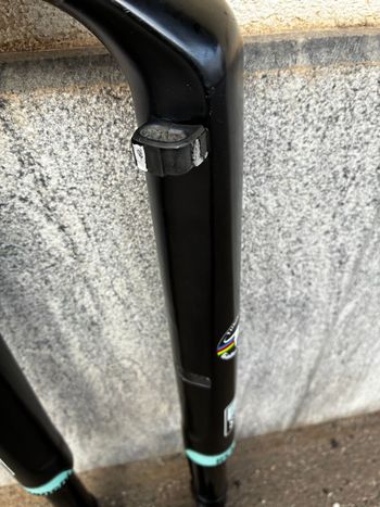 Used RockShox RS1 29" Fork with XLoc Remote bike — image 7 of 9
