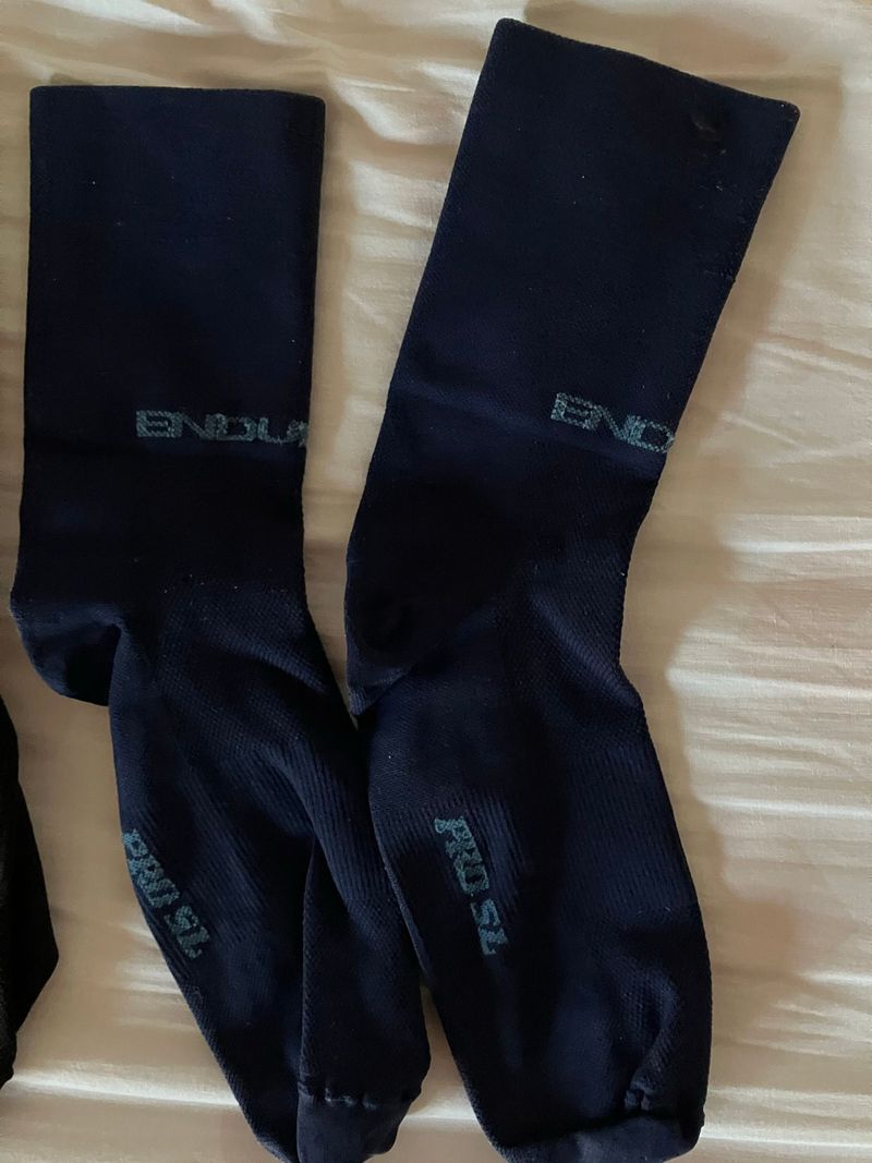 Used Endura Calzini bike — image 2 of 3