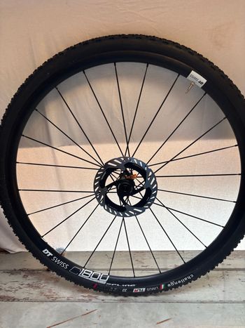 Dt Swiss c1800 2024 bike usato — immagine 3 di 4