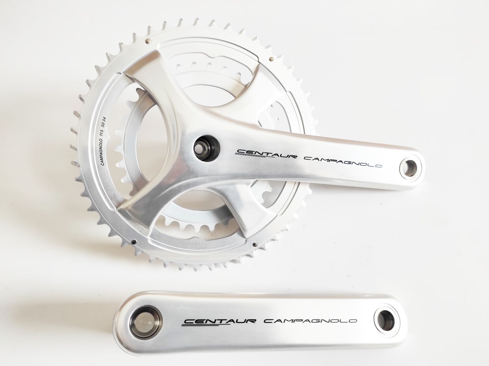 クランクセット Campagnolo CENTAUR 50/34T 170mm Amazon.com : CAMPAGNOLO Centaur Ut 172 x 50-34 Teeth 11 Speed Bike