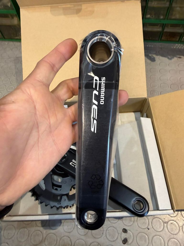 Used Shimano CUES. 175mm. 46/30T. FC-U4010. 9/10s bike — image 9 of 11