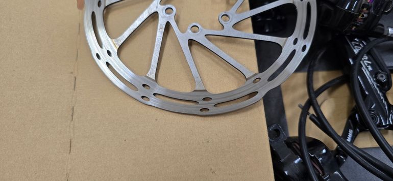 Used Sram Freni 2024 bike — image 3 of 4
