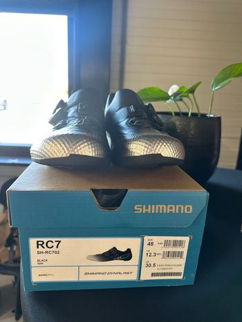 Used Shimano RC702 Wielrenschoen zwart/zilver maat 48 bike — image 4 of 6