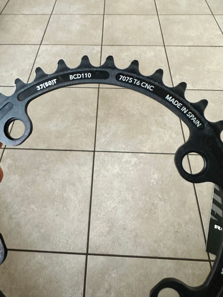 Plateau ROTOR Q-RINGS 110x4 - 50 Dents - Noir - NEUF