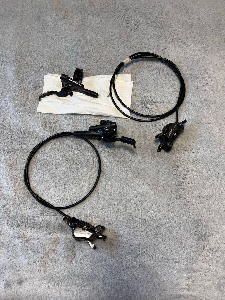 Used Shimano Deore XT Brake Set 4 Piston bike — image 1 of 9