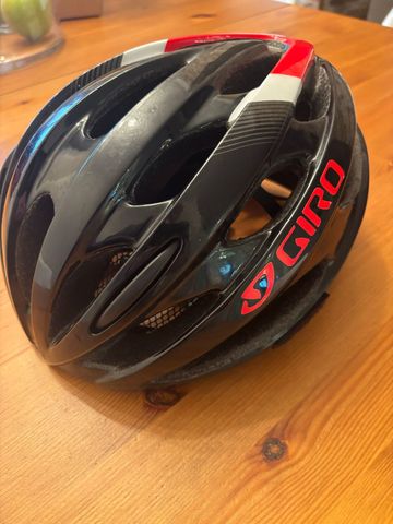 Used Giro Revel bike — image 2 of 11