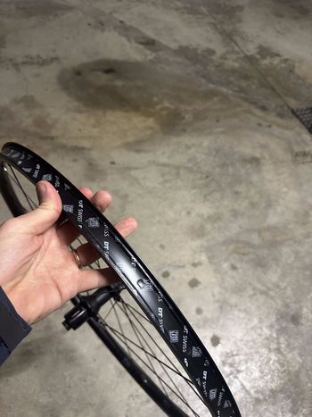 Used Dt Swiss Gravel LN Wheelset 2025 bike — image 11 of 14