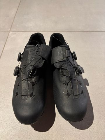 Used Fizik Vento Infinito Carbon Cycling Shoes