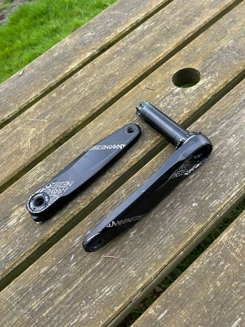 Used Sram Truvativ Descendant Eagle DUB 175mm 2025 bike — image 2 of 4