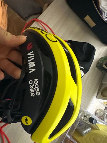 Used Giro Aries Spherical Mips 2024 bike — image 3 of 7