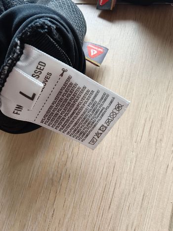 Used Fingerscrossed winter gloves 2026 bike — image 6 of 7