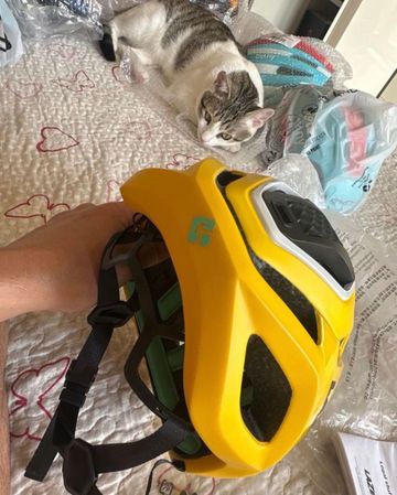 Lazer Vento Kineticore 2024 bike d'occasion — image 2 sur 5