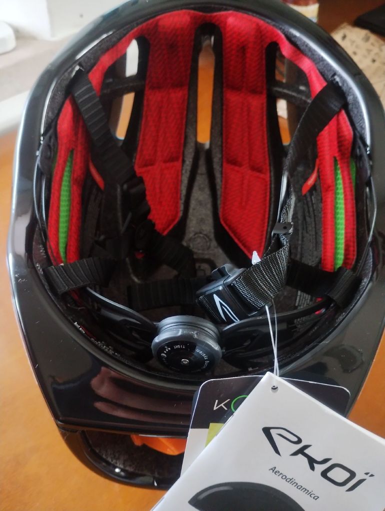 Used ekoy Professional Areo Helmet 2025 bike — image 6 of 7