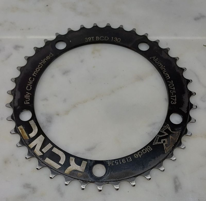 Käytetty Kcnc Blade EI91534 39T 130 BCD Drivetrain & Pedals