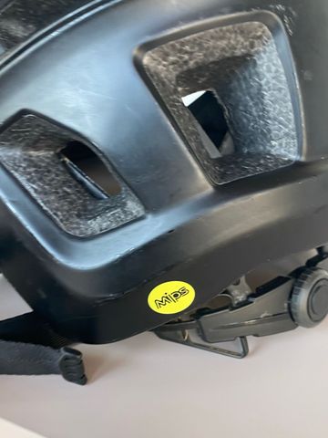 Used Smith Optics Engage MIPS Helmet 2024 bike — image 7 of 7