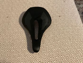 Used Elita One One Saddle 2025 bike — image 1 of 9