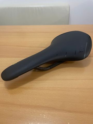 Used Fizik Antares R1 159g Saddles & Seatposts