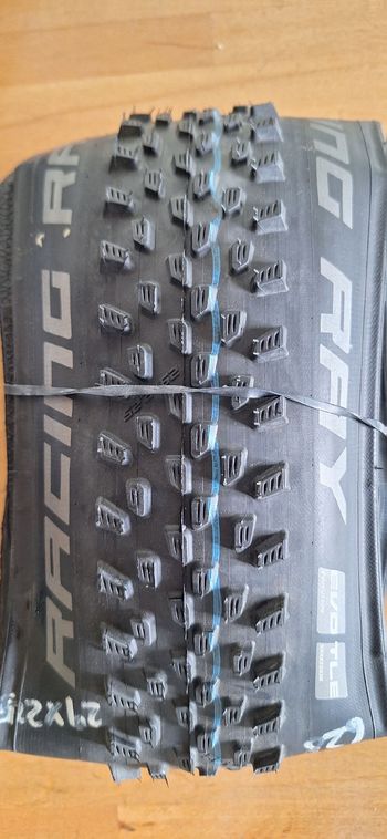 Used Schwalbe Racing Ray 29x2.25 2025 bike — image 2 of 3