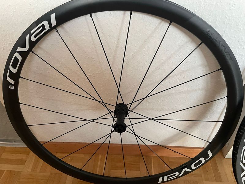 Roval Alpinist CLX 2023 bike usato — immagine 3 di 5