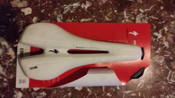Used Specialized Avatar comp gel 2019 Saddles & Seatposts