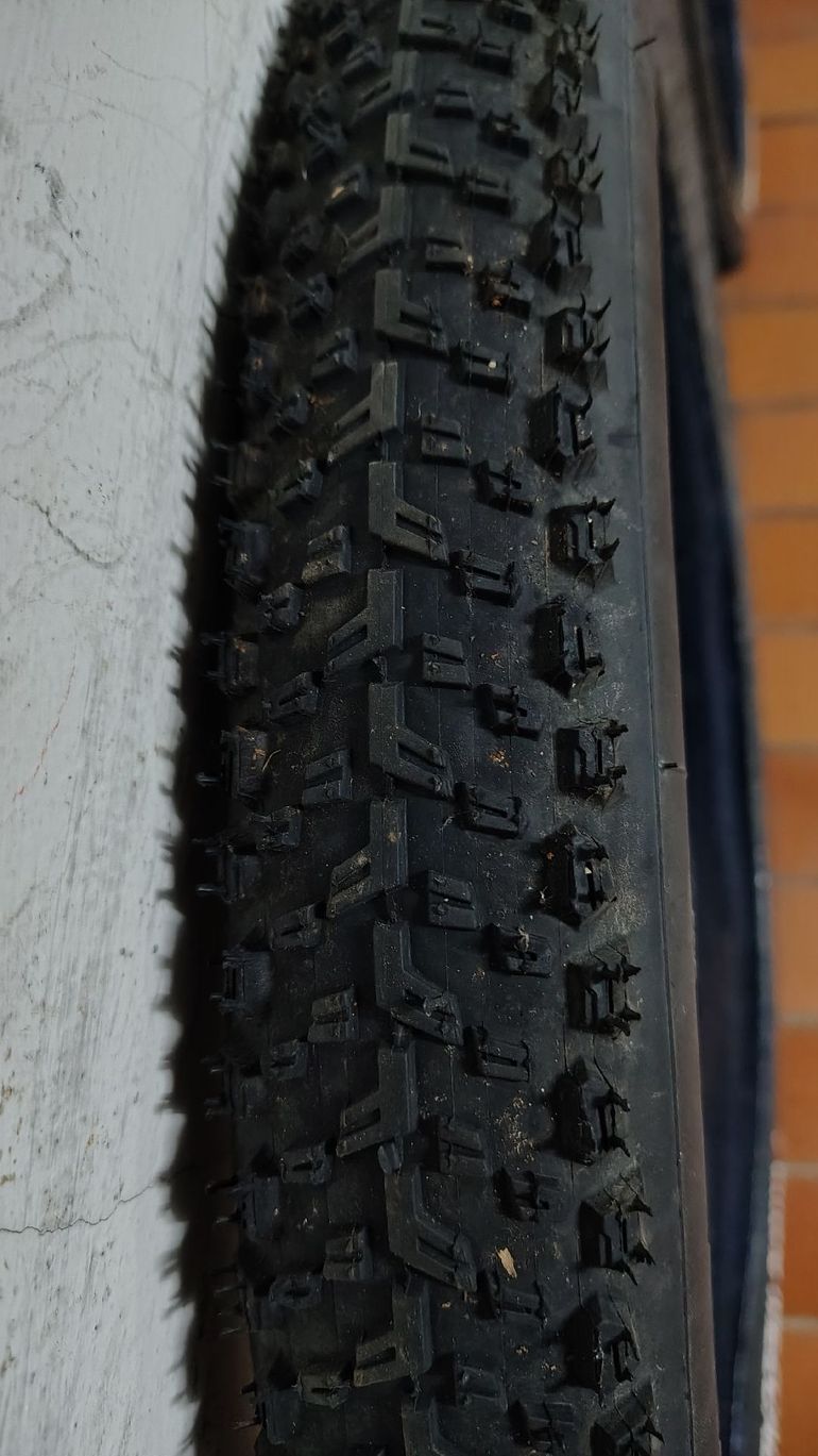 Used Vittoria Mezcal graphene 29x2.25 2025 bike — image 1 of 3