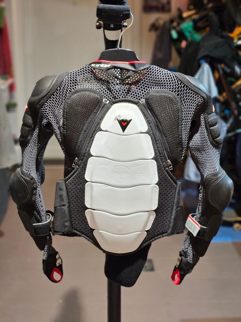 Used Dainese Body Armour bike — image 5 of 11