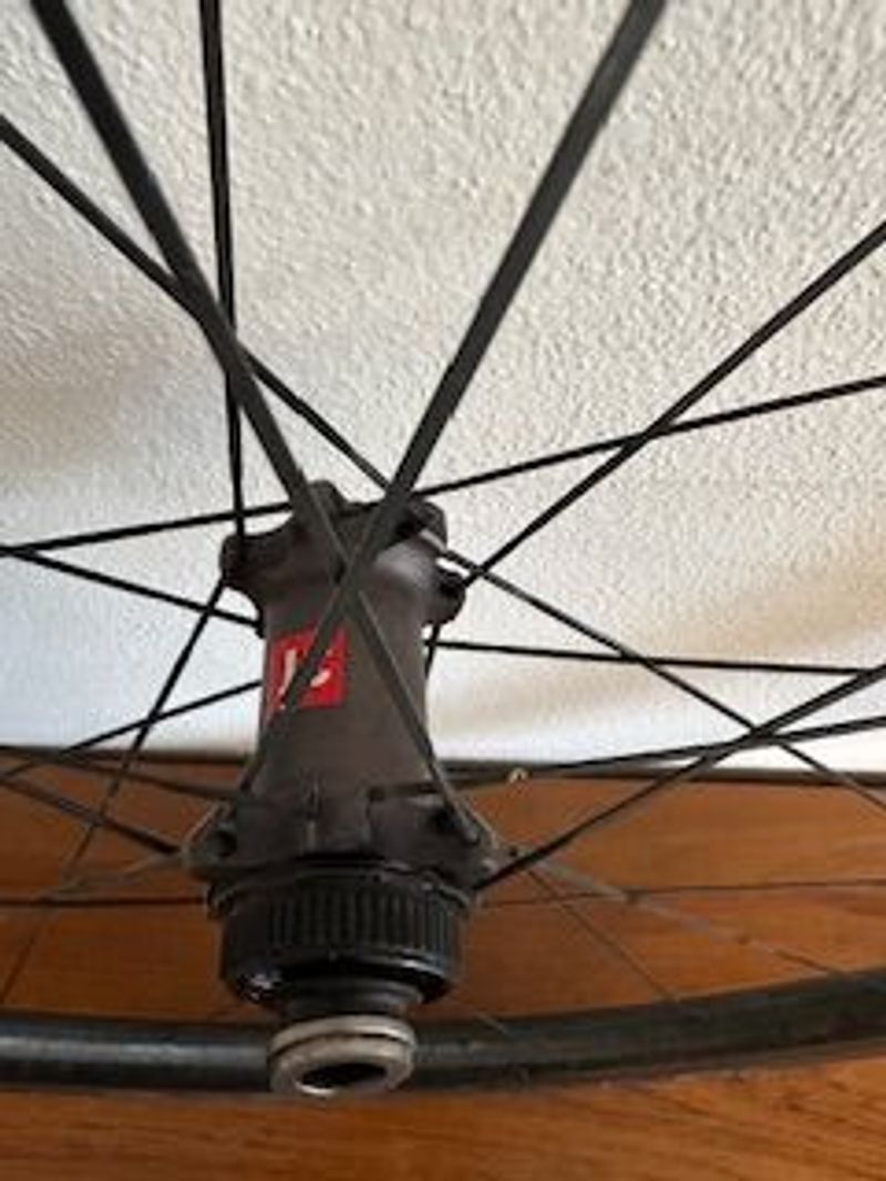 Used 3T Discus C35 team 2020 bike — image 3 of 4