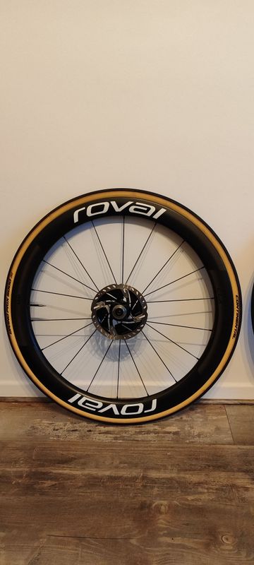 Used Roval Rapide CLX 1 bike — image 2 of 5