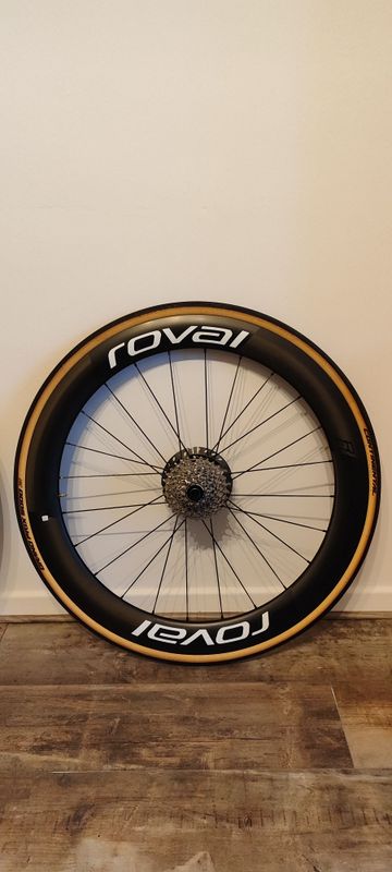 Used Roval Rapide CLX 1 bike — image 4 of 5