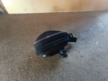 Used Autre Pochette De Selle Avec Système De Fixation Cycling Accessories