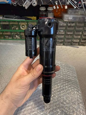 Used Rock Shox SUPER DELUXE R. 260x60. Rear Suspension