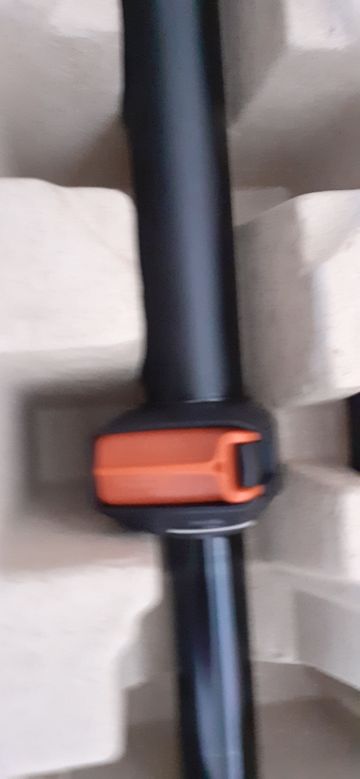 Używany Sram Reverb AXS 2026 bike — zdjęcie 3 z 5