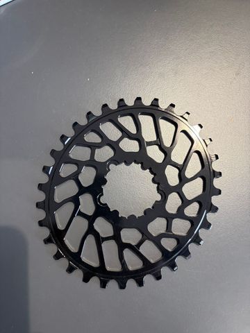 Gebrauchtes Absoluteblack Oval Direct Mount BB30 32t bike — Bild 2 von 2