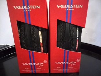Used VREDESTEIN aventura seta 2025 bike — image 2 of 2