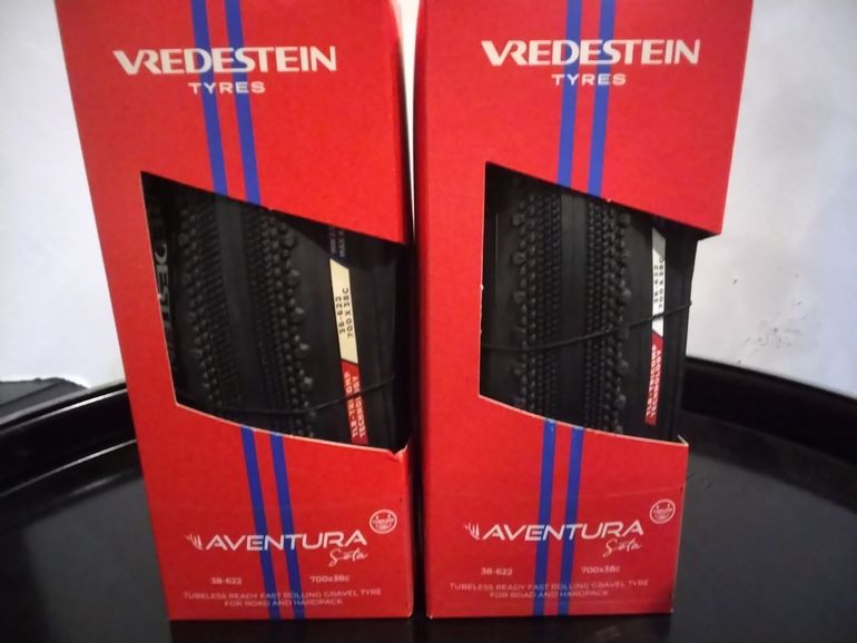 Used VREDESTEIN aventura seta 2025 bike — image 2 of 2