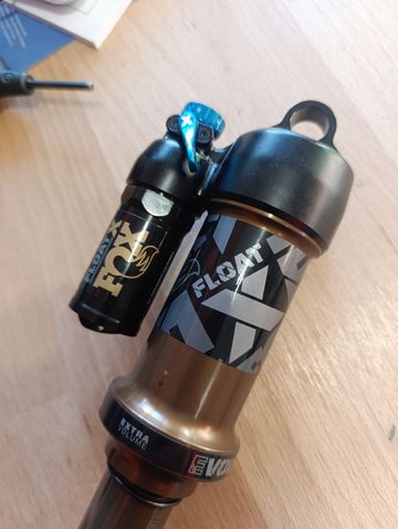 Fox Float X Factory 230 2025 bike de segunda mano — imagen 3 de 6