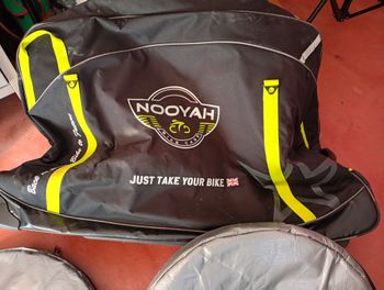 nooyah, Borsa Portabici