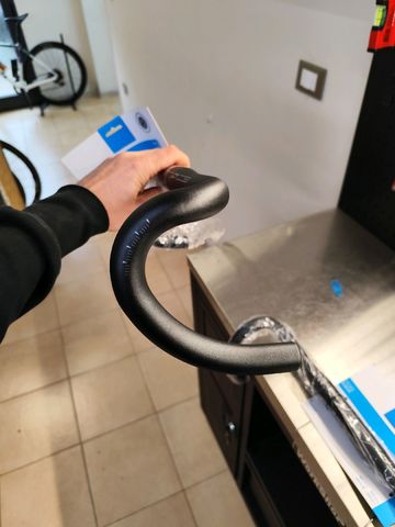 Brugt Pro LT handlebar 2024 bike — billede 2 af 3