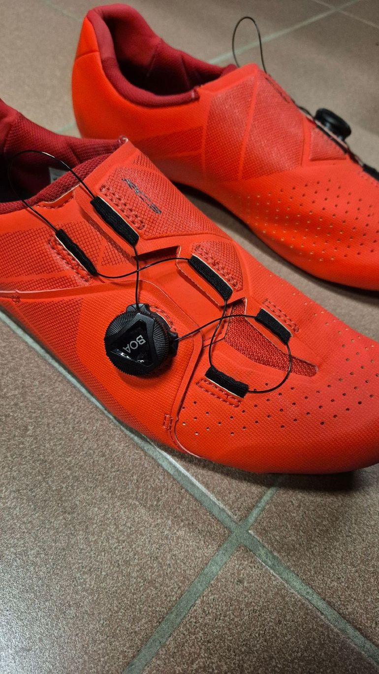 Used Shimano RC-300 bike — image 2 of 5