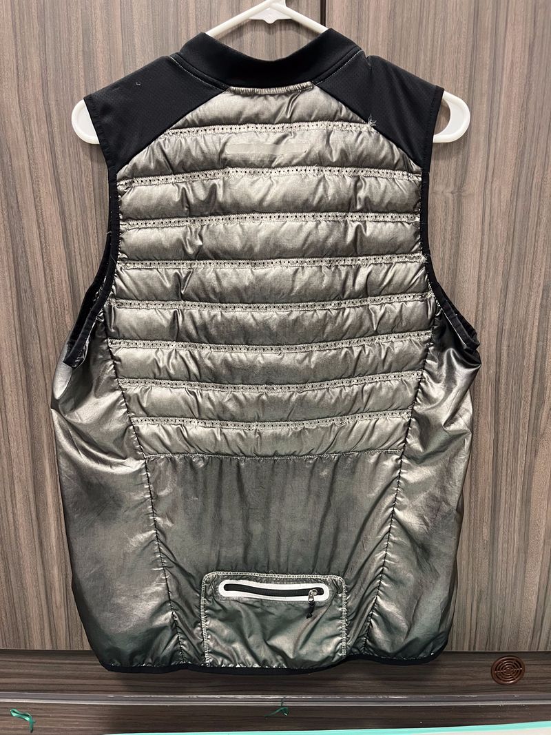 Used Nike Running Down Vest bike — image 2 of 2