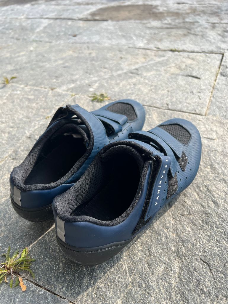 Used Van Rysel Roadr 500 Shoes bike — image 2 of 5