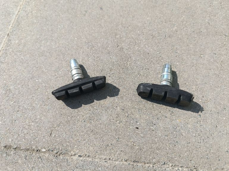 Used Logan patin bike — image 3 of 8