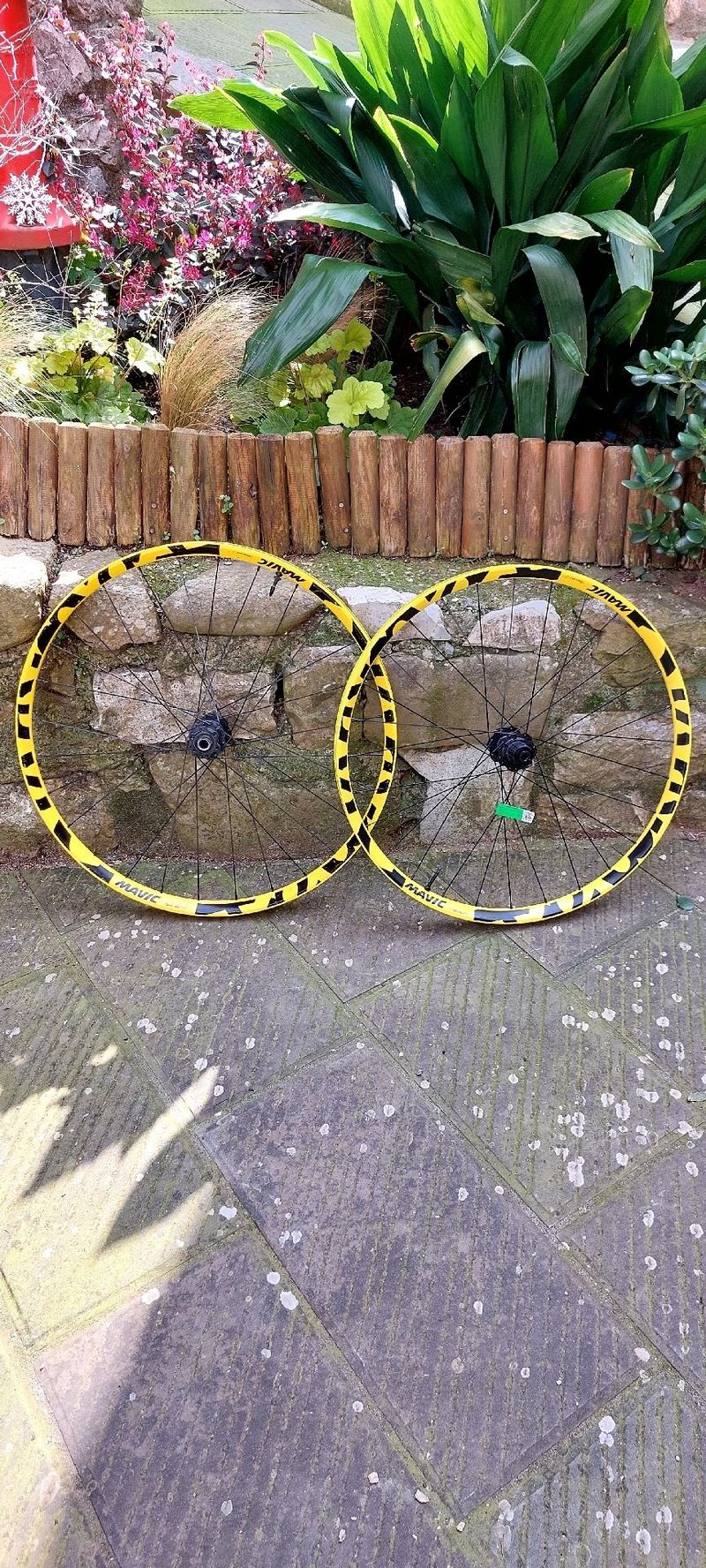Mavic Deemax DH Mullet Wheelset bike usato — immagine 1 di 3