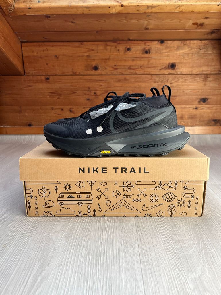 Used Nike ZoomX Zegama Trail 2 bike — image 9 of 11